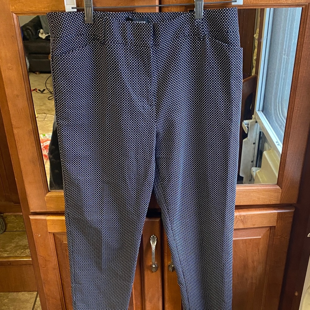 Liz Claiborne Career Black and White Patterned Professional Trousers 6